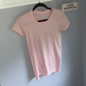 Lululemon Swiftly tech short sleeve